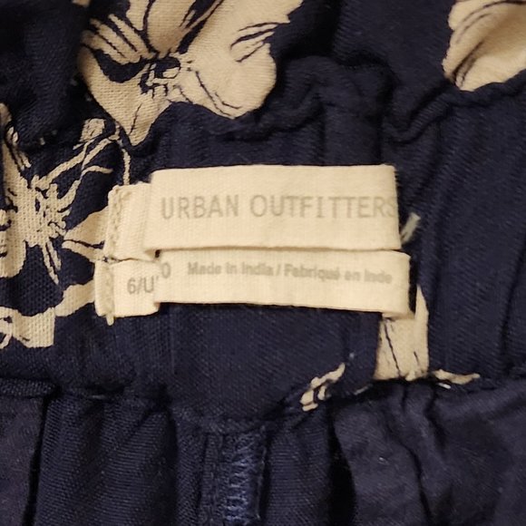 Urban Outfitters Diane Floral Paperbag Wide Leg Pants Size 6 - Picture 10 of 11